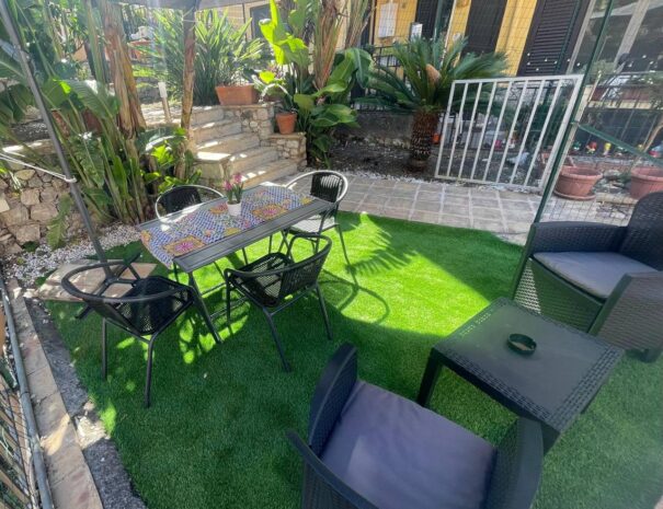 Angolo esterno di Adele Garden – casa vacanze Taormina centro